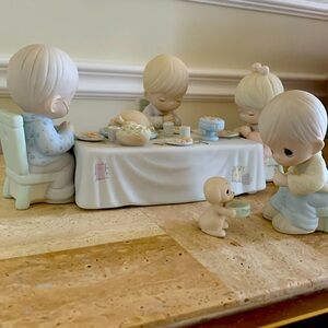 Precious Moments Thanksgiving We Gather together to ask the Lords Blessing